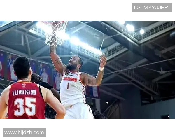 杜峰与曾的巅峰对决解析:战术较量与球员表现的深度剖析 杜峰与曾的巅峰对决解析:战术较量与球员表现的深度剖析